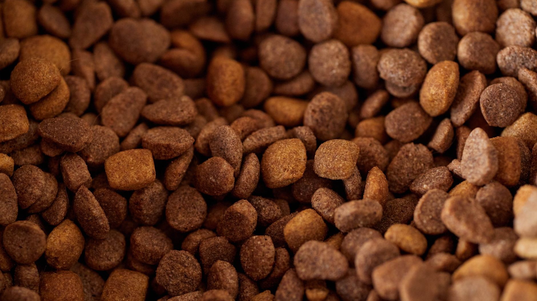 I read the guaranteed analysis on my cat's kibble for years just to check the protein: the day I subtracted the six number...